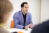 Aguado asegura que el procesamiento de Cifuentes demuestra que "mintió a todos" y "tomó el pelo" a los universitarios