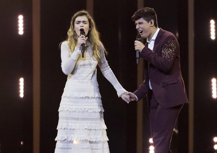 AMAIA Y ALFRED LLENAN DE LUZ EL ESCENARIO DE EUROVISIÓN EN LOS PRIMEROS ENSAYOS 