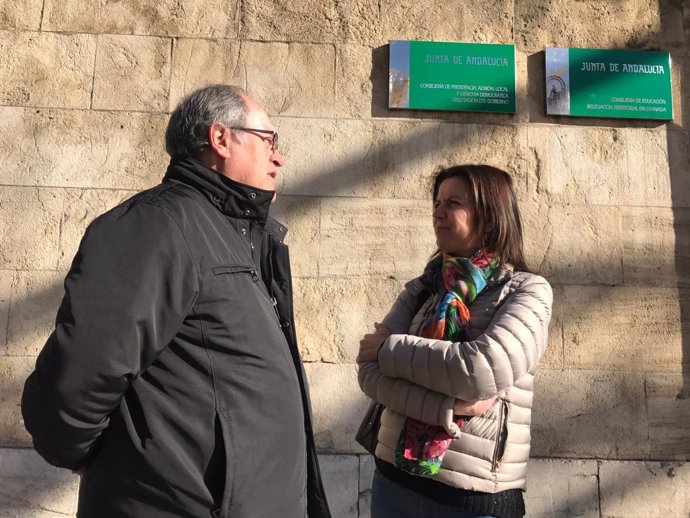 Los dirigentes del PP Antonio Ayllón y Ana Vanesa García