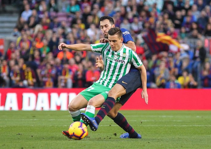Soccer: La Liga - Barcelona v Betis