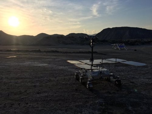 Prorotipo del rover ExoMars en el desierto de Tabernas