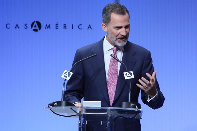 Inauguración de la exposición "40 años de diplomacia en democracia. Una historia