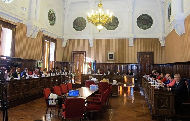 Pleno ordinario de la Diputación de Jaén.