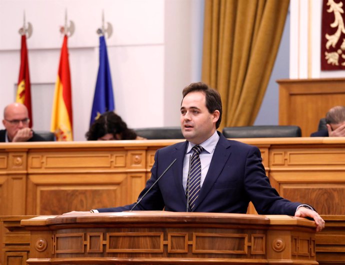 Paco Núñez, PP,  en el pleno de las Cortes