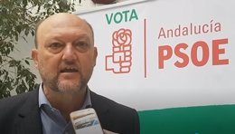 El diputado socialista Antonio Pradas