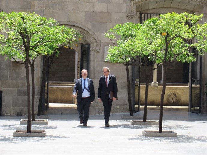   El Presidente De La Generalitat, Quim Torra, Y El Líder Del PSC, Miquel Iceta