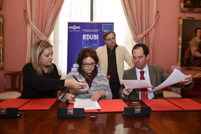 Firma del contrato convenio