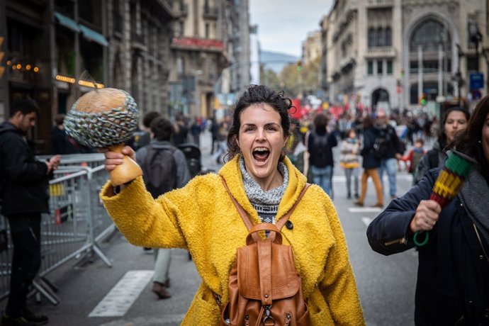Manifestació multitudinària a Barcelona