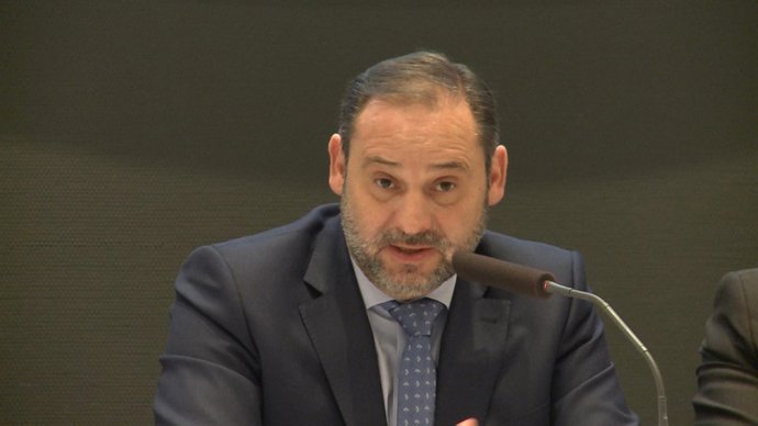 Ábalos, en la rueda de prensa en València