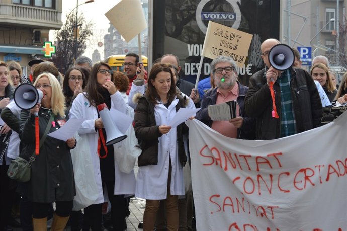 Concentración de Metges de Catalunya en Lleida