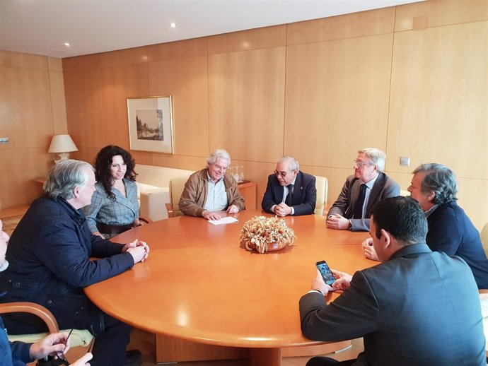 Javier Nart, de visita en Huelva.