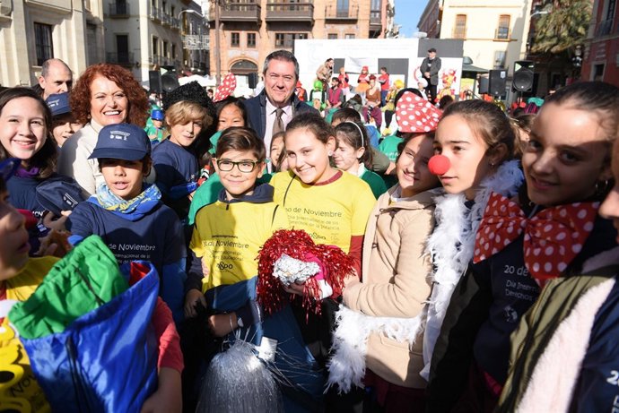 [Sevilla] Nota Y Foto Acto Dia Derechos Infancia Y Día Ciudades Educadoras