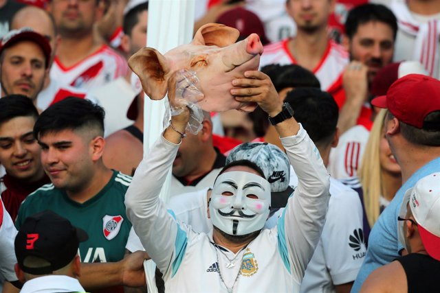 Soccer Football - Copa Libertadores Final - Second leg - River Plate v Boca Juni