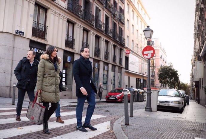 Ciudadanos pasea por Madrid Central (Begoña Villacís e Ignacio Aguado=