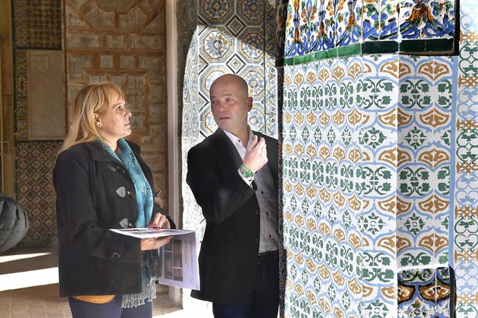 Girela visita el monasterio de Santiponce