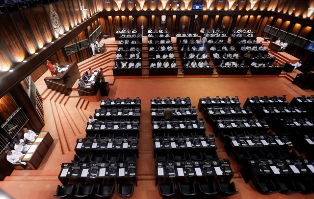 Resultado de imagen de PARLAMENTO SRI LANKA