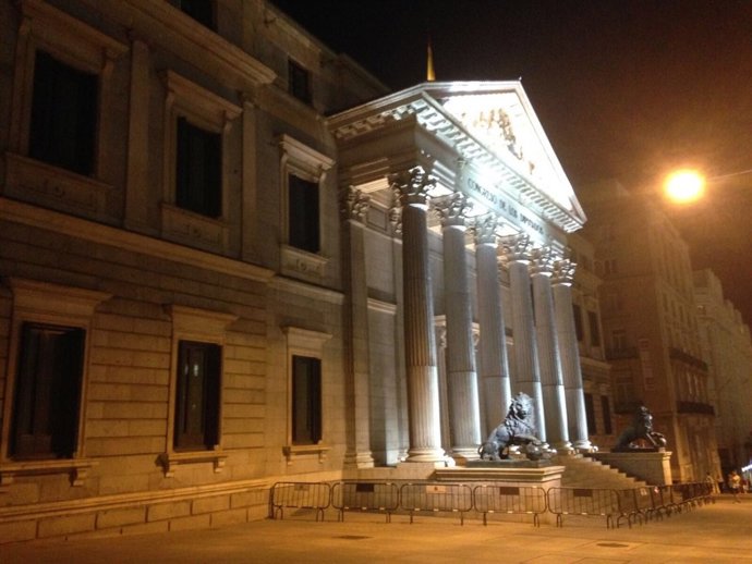 Bandera a media asta por el  atentado de Barcelona