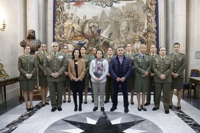 Margarita Robles en la presentación del calendario del Ejército de Tierra