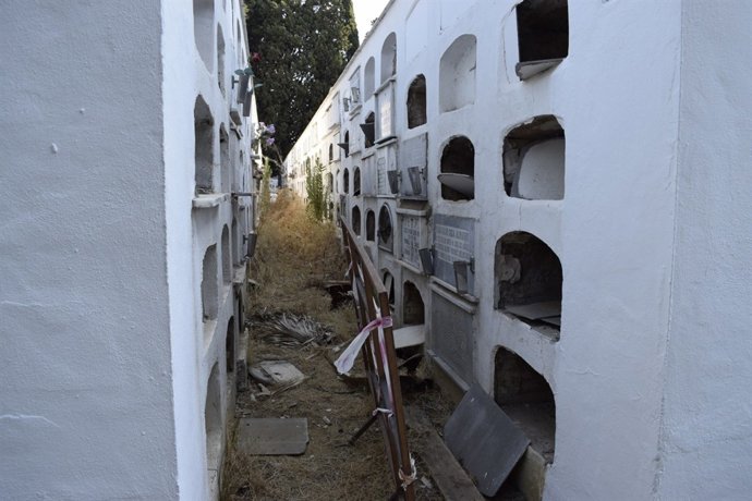 Nichos en el cementerio de San Fernando