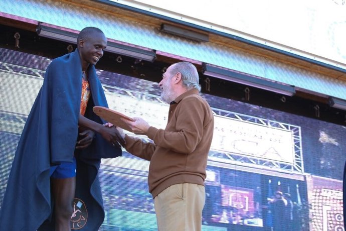 Rodríguez Villalobos, en la entrega de premios de la Cross de Itálica