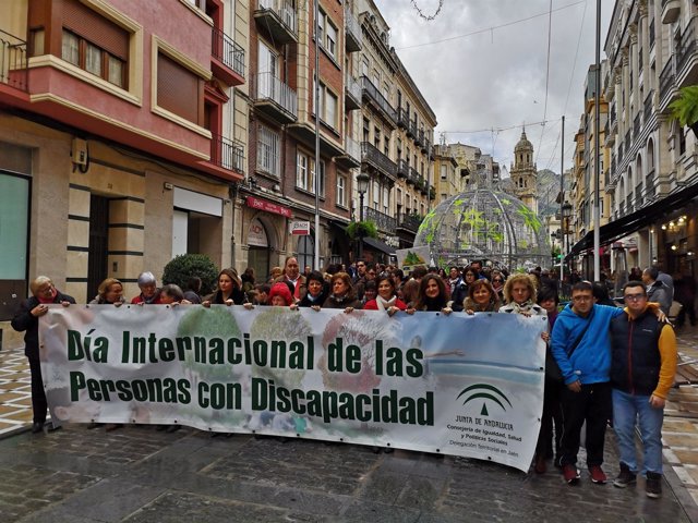 Marcha solidaria por el Día Internacional de la Discapacidad