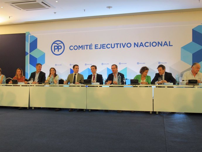   Reunión Del Comité Ejecutivo Del PP En Barcelona Presidido Por Pablo Casado