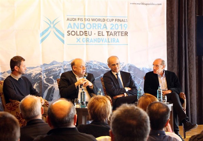 L.Viu (arquitecto),cònsol J.Mandicó, pte.Andorra T.Martí, C.Blanch