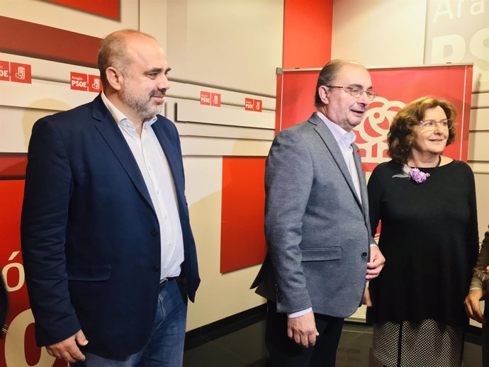 Javier Lambán, María Victoria Broto y Pau Marí-Klose (PSOE).
