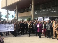 Familiares de la tripulación del pesquero convocan otra concentración en Santa Pola para reclamar una "solución segura"