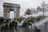 Las protestas en París de los 'chalecos amarillos' en imágenes