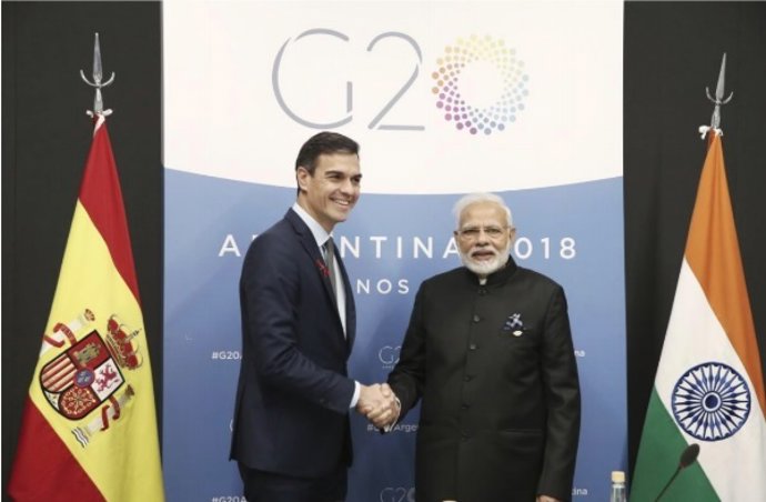 Pedro Sánchez i el primer ministre d'Índia, Narendra Modi