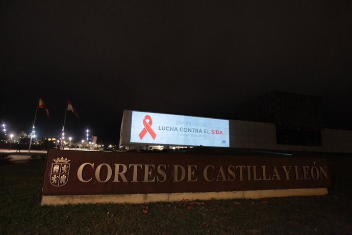 Valladolid.- Fachada iluminada de las Cortes