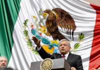 López Obrador firma su primer acuerdo como presidente de México orientado a atender la migración centroamericana