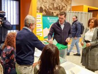 Sánchez Teruel (PSOE) destaca en Almeria que "amb la participació massiva el que fem és més democràcia"