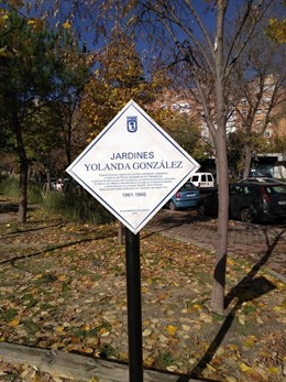 Placa Yolanda González