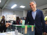 Bendodo (PP) dice que los andaluces tienen una "llamada histórica" a las urnas y pide que piensen "la mejor opción"