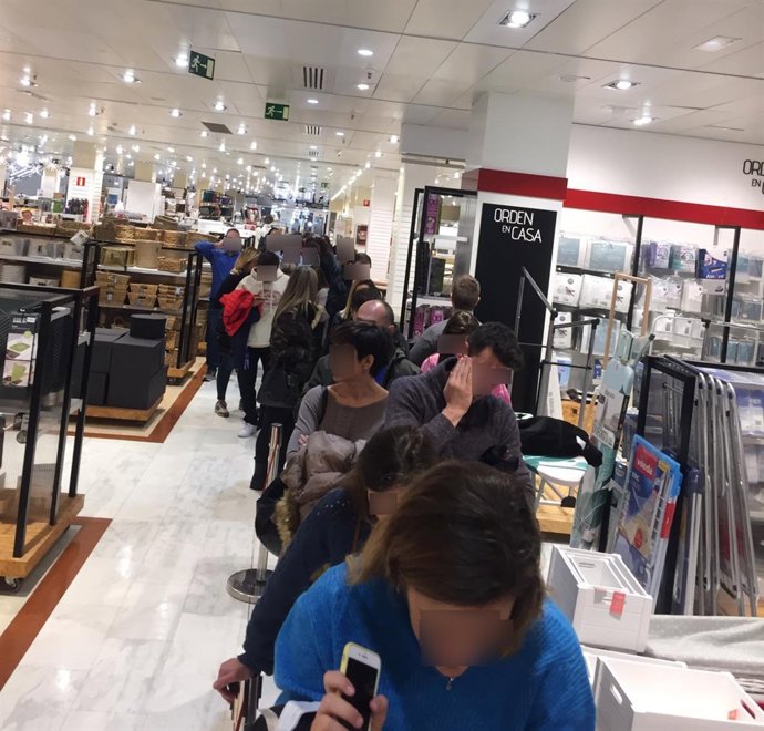 Alejandro Sanz gente comprando entradas