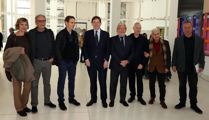 Puig anuncia que el Patio Gótico acogerá de forma permanente una pieza de Alfaro