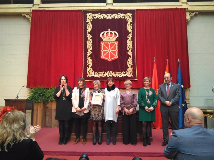 Saray recibe la Medalla de Oro de Navarra