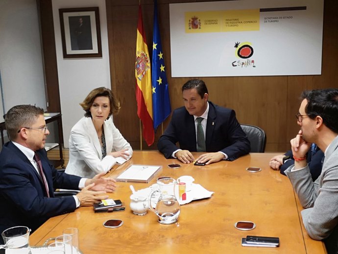 Reunión con la secretaria de Estado