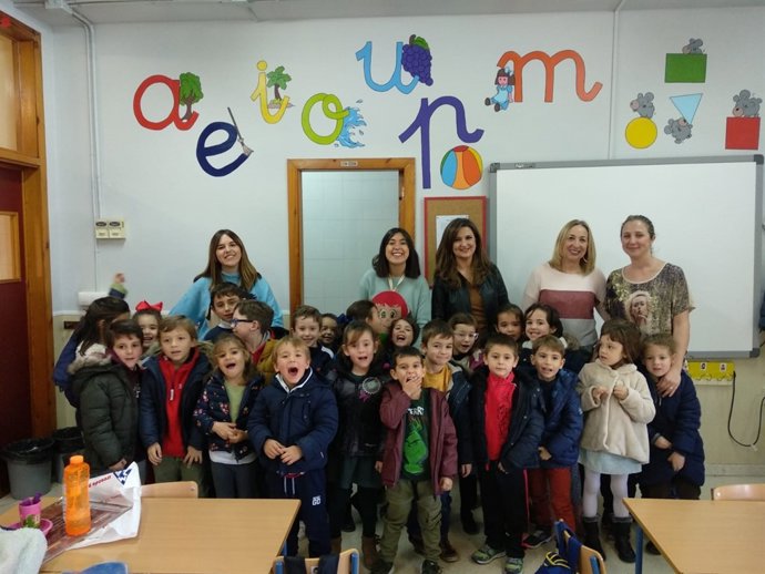 Celebración del Día de la Discapacidad en el colegio Cándido Nogales.