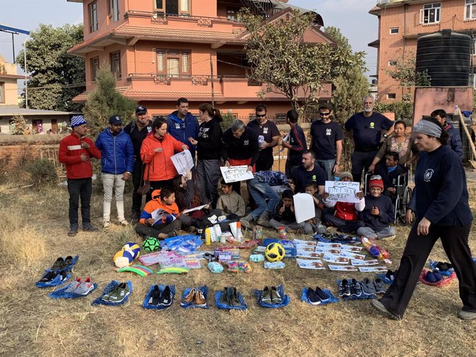 Un grupo de Bomberos en Nepal