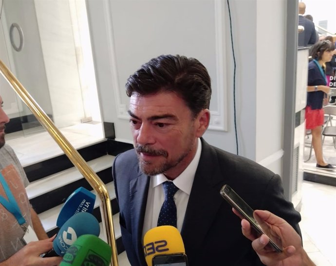 Luis Barcala, este viernes en la Diputación de Alicante