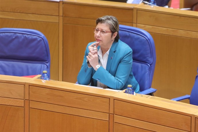 La conselleira do Mar, Rosa Quintana, en el Parlamento