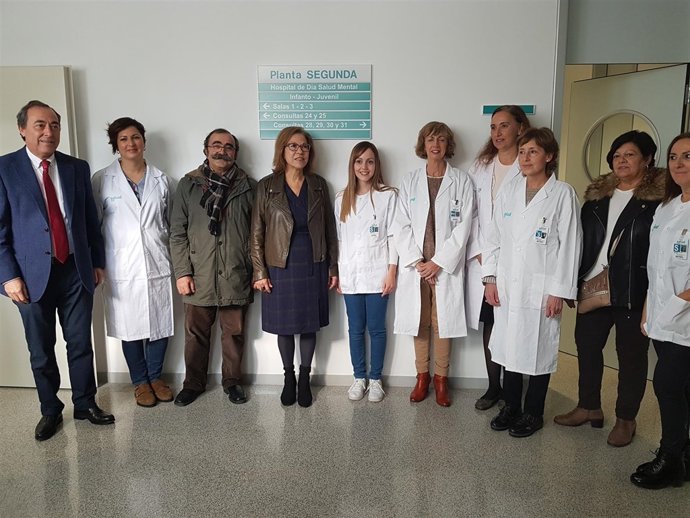 Ventura ha visitado hoy el Hospital de Día Infantojuvenil Parque Goya