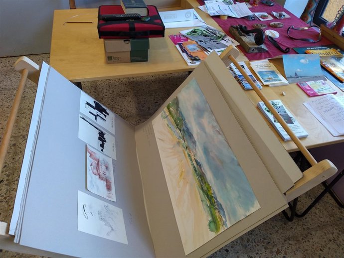 El colectivo 'Aquí hay arte 22800' inaugura exposición en Ayerbe