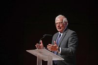 Torrent cree que Borrell debe dimitir antes de "censurar" al ministro de Defensa belga