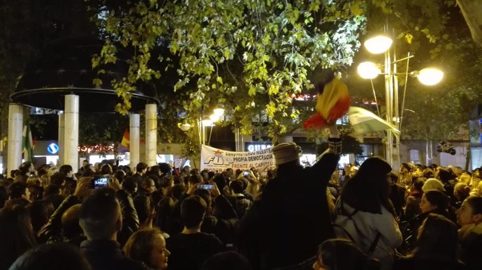 Concentración en Córdoba contra el fascismo