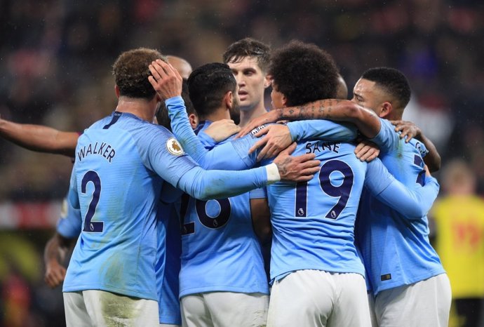 Los jugadores del Manchester City celebran uno de los goles