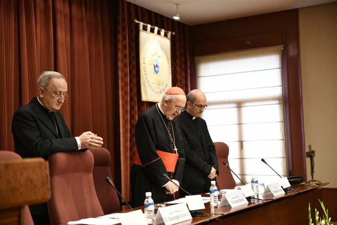 El arzobispo de Madrid, Carlos Osoro, preside el acto académico “Principio de le